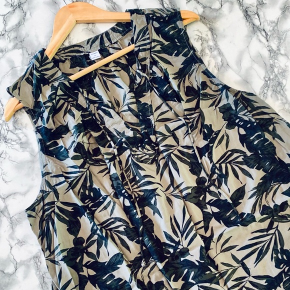 Old Navy Dresses & Skirts - ᴏʟᴅ ɴᴀᴠʏ ᴊᴜɴɢʟᴇ ᴘʀɪɴᴛ sᴡɪɴɢ ᴅʀᴇss 🌴🌿